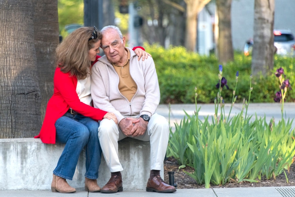 Signs That Your Elderly Parents May Be Battling with Dementia