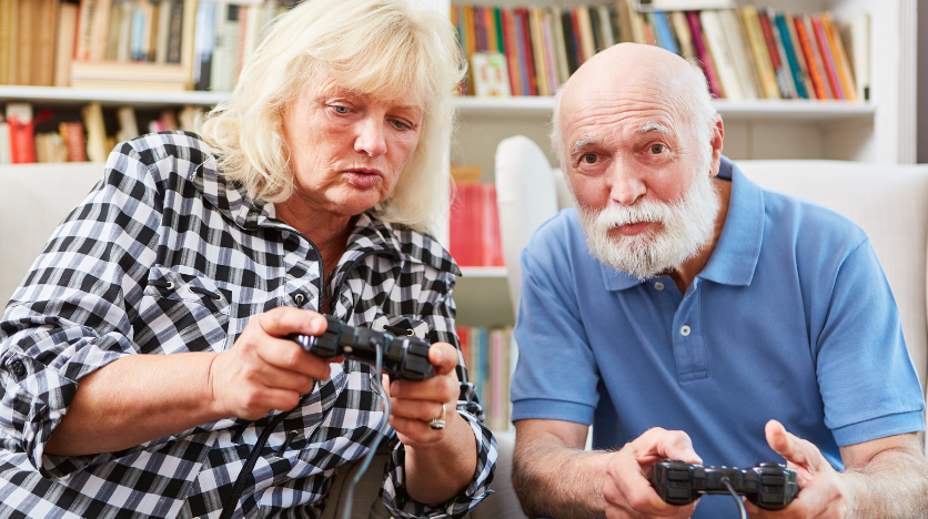 seniors playing online games